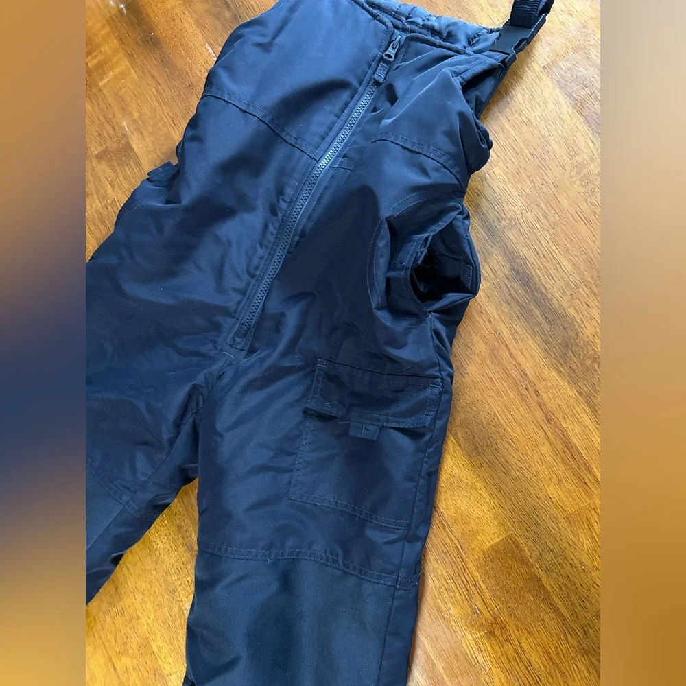 London Fog Navy Snow Bibs Boys 7 | Insulated Overalls, Zip Front, Cargo Pockets